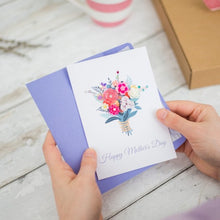Load image into Gallery viewer, Mother's Day Card - Bouquet of flowers