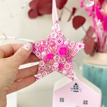 Load image into Gallery viewer, Button art heart