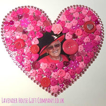 Load image into Gallery viewer, button art heart with personanlised photo